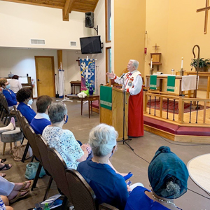 Bishop Brewer preaching at the 2021 Fall Assembly of the Daughters of the King.